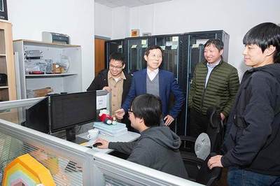 智慧防疫新突破 上海交大團隊為騰訊健康碼開發人臉識別技術，榮獲上海科技進步特等獎